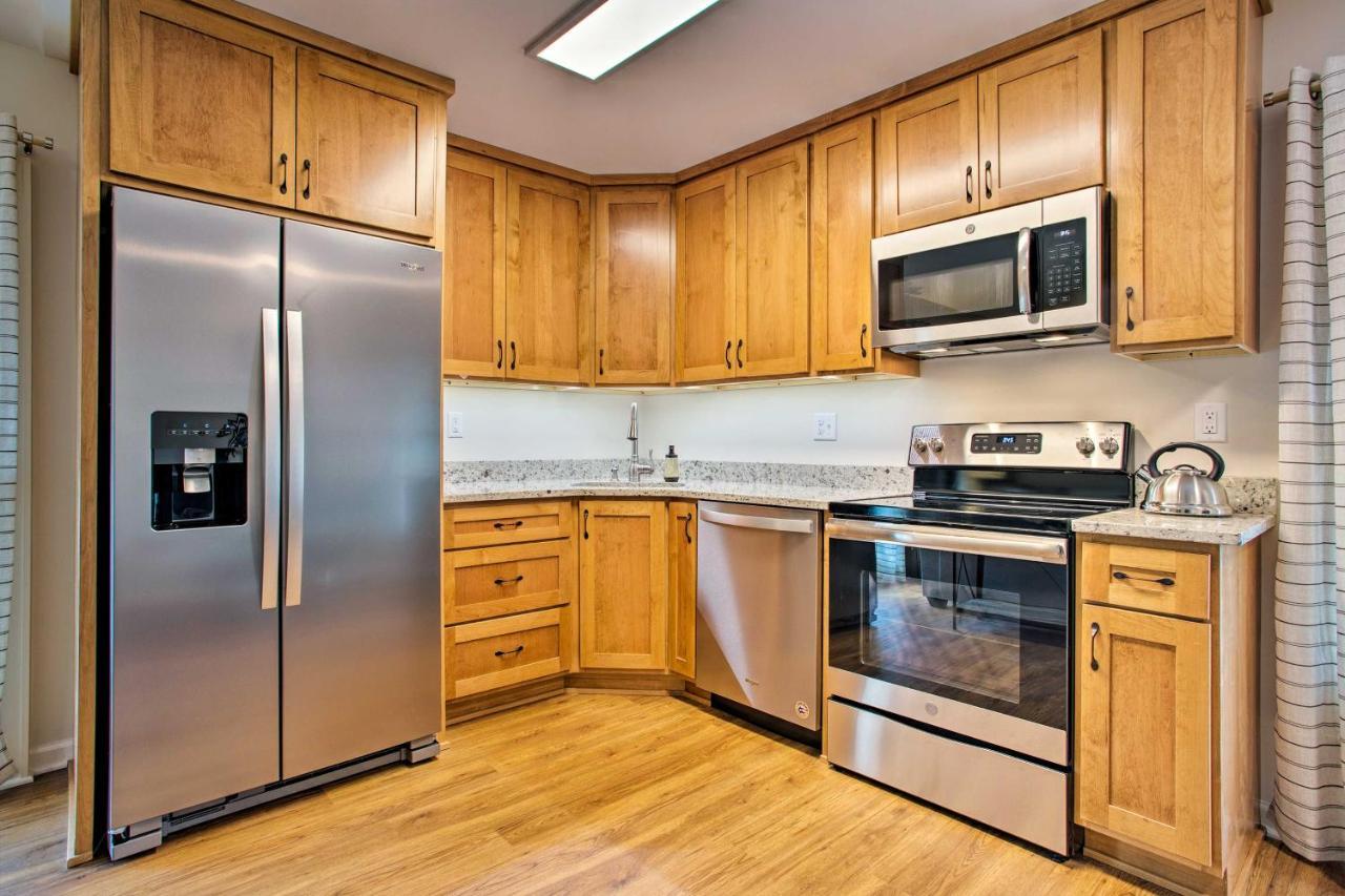 Newly Remodeled Apartment On Main Street In Saluda Εξωτερικό φωτογραφία