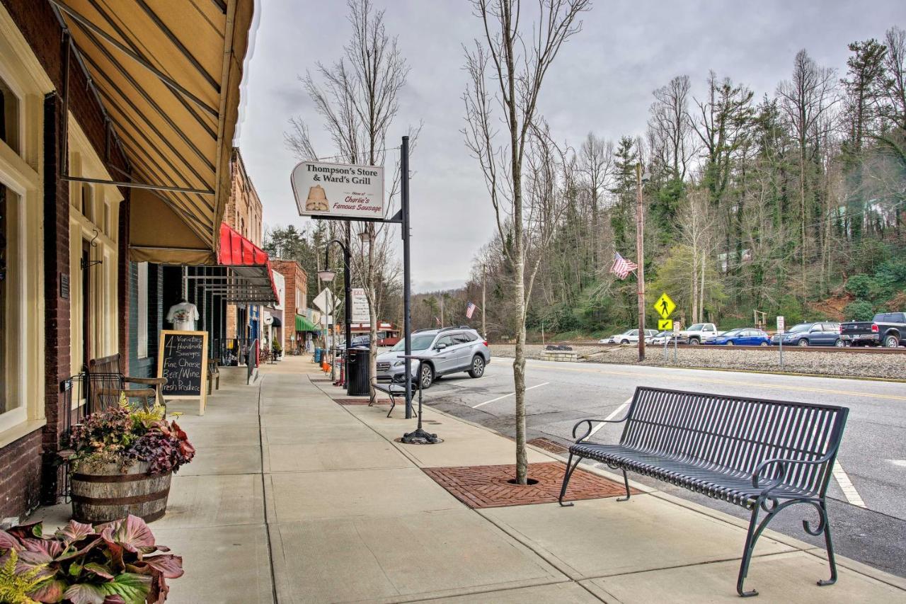 Newly Remodeled Apartment On Main Street In Saluda Εξωτερικό φωτογραφία