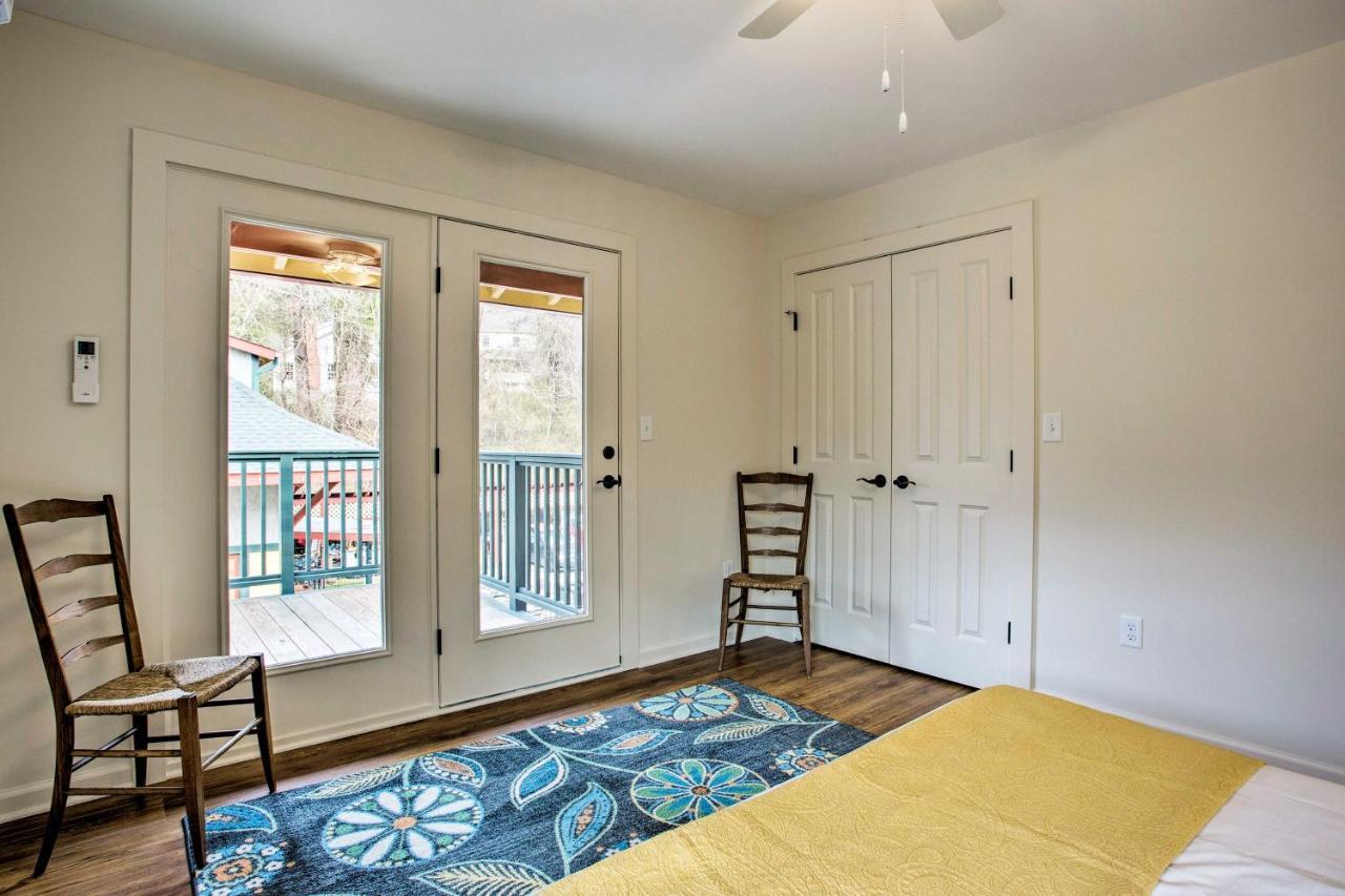 Newly Remodeled Apartment On Main Street In Saluda Εξωτερικό φωτογραφία