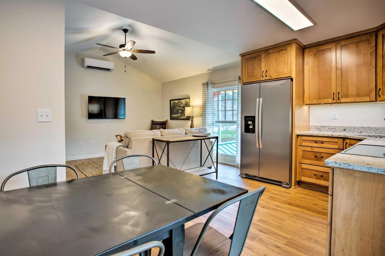 Newly Remodeled Apartment On Main Street In Saluda Εξωτερικό φωτογραφία